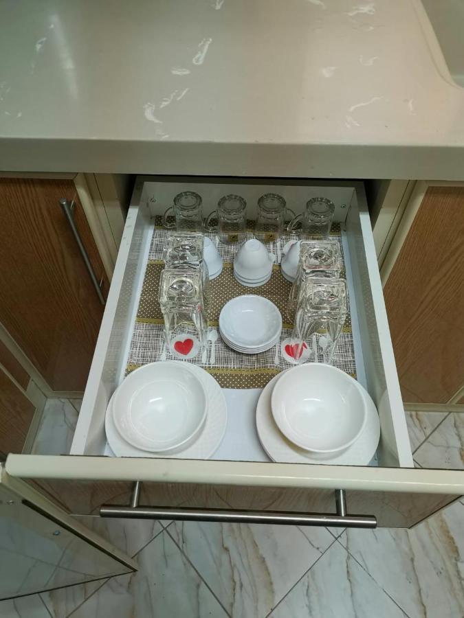 Al Shadi Apartments Yanbu Esterno foto