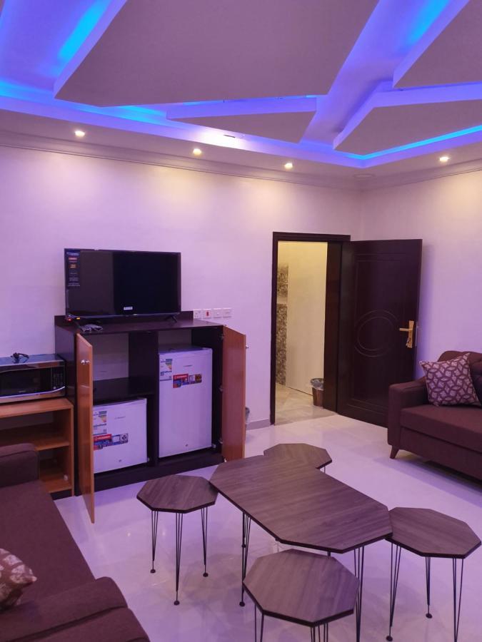 Al Shadi Apartments Yanbu Esterno foto